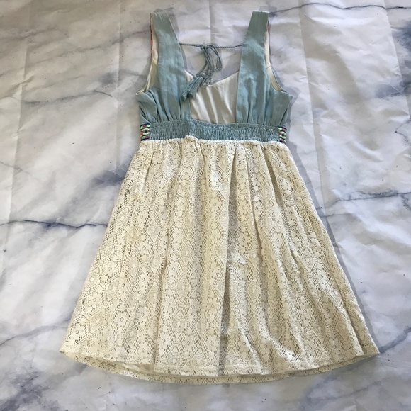 Flying Tomato Lace & Chambray Geometric Dress - Picture 7 of 8